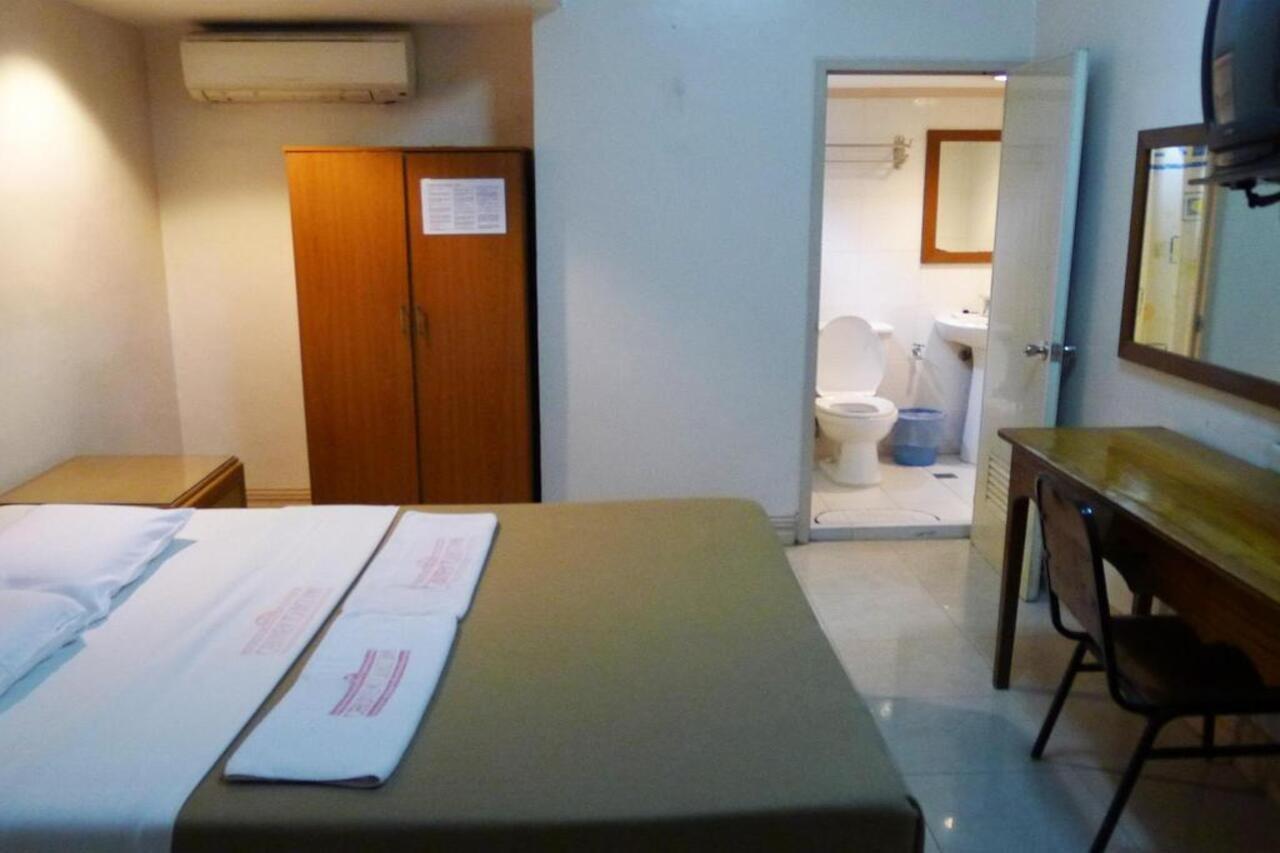 Cebuview Tourist Inn Екстер'єр фото