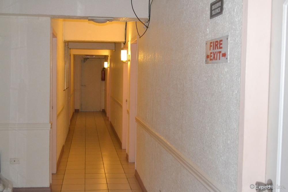 Cebuview Tourist Inn Екстер'єр фото