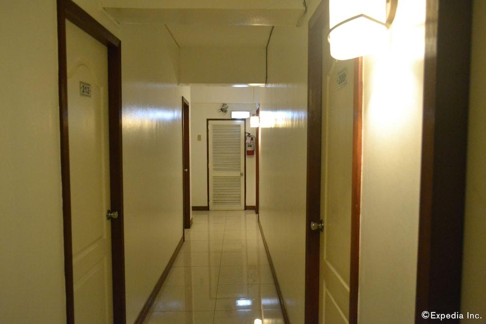 Cebuview Tourist Inn Екстер'єр фото