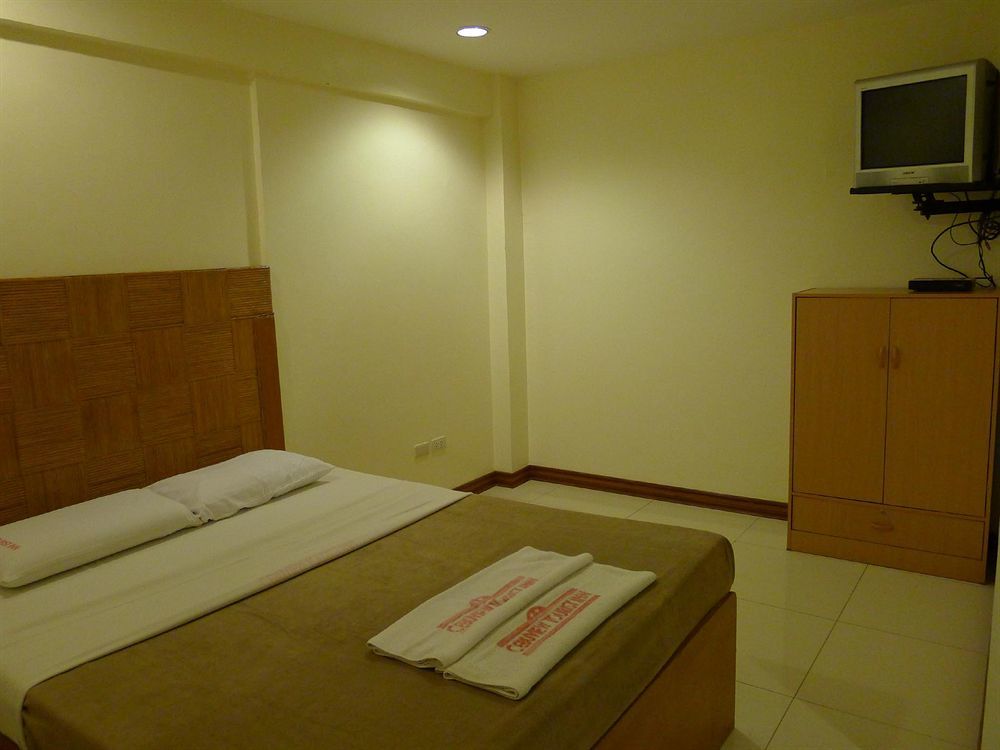Cebuview Tourist Inn Екстер'єр фото