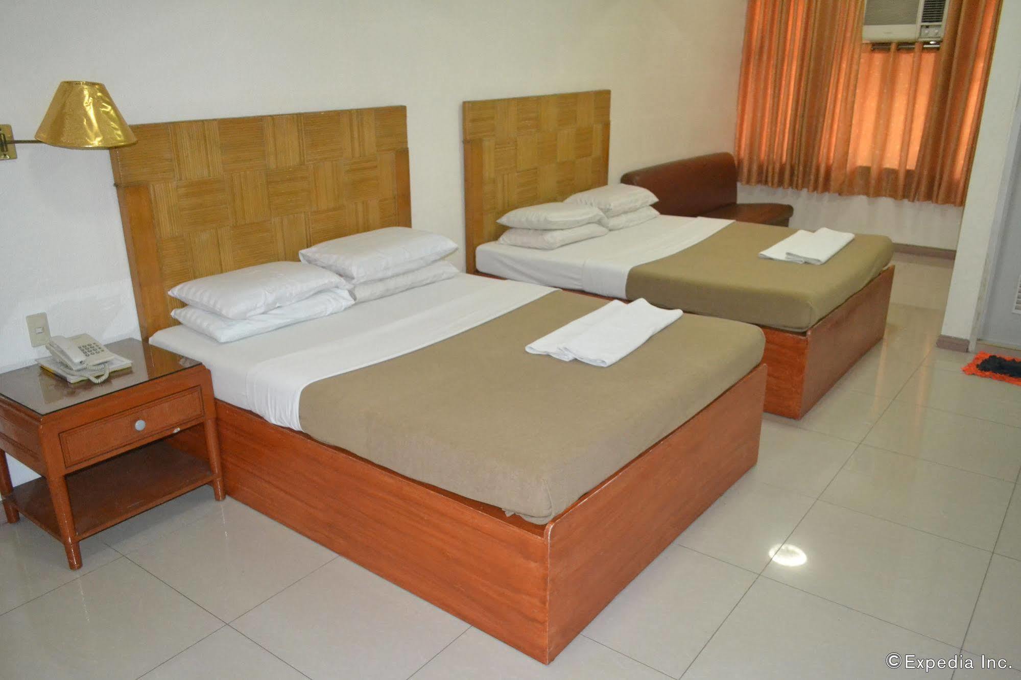 Cebuview Tourist Inn Екстер'єр фото