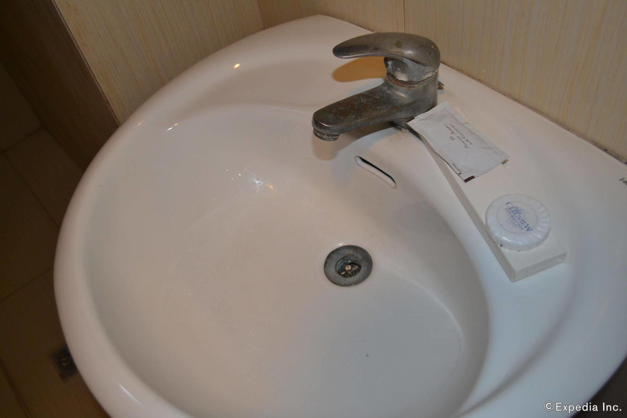 Cebuview Tourist Inn Екстер'єр фото