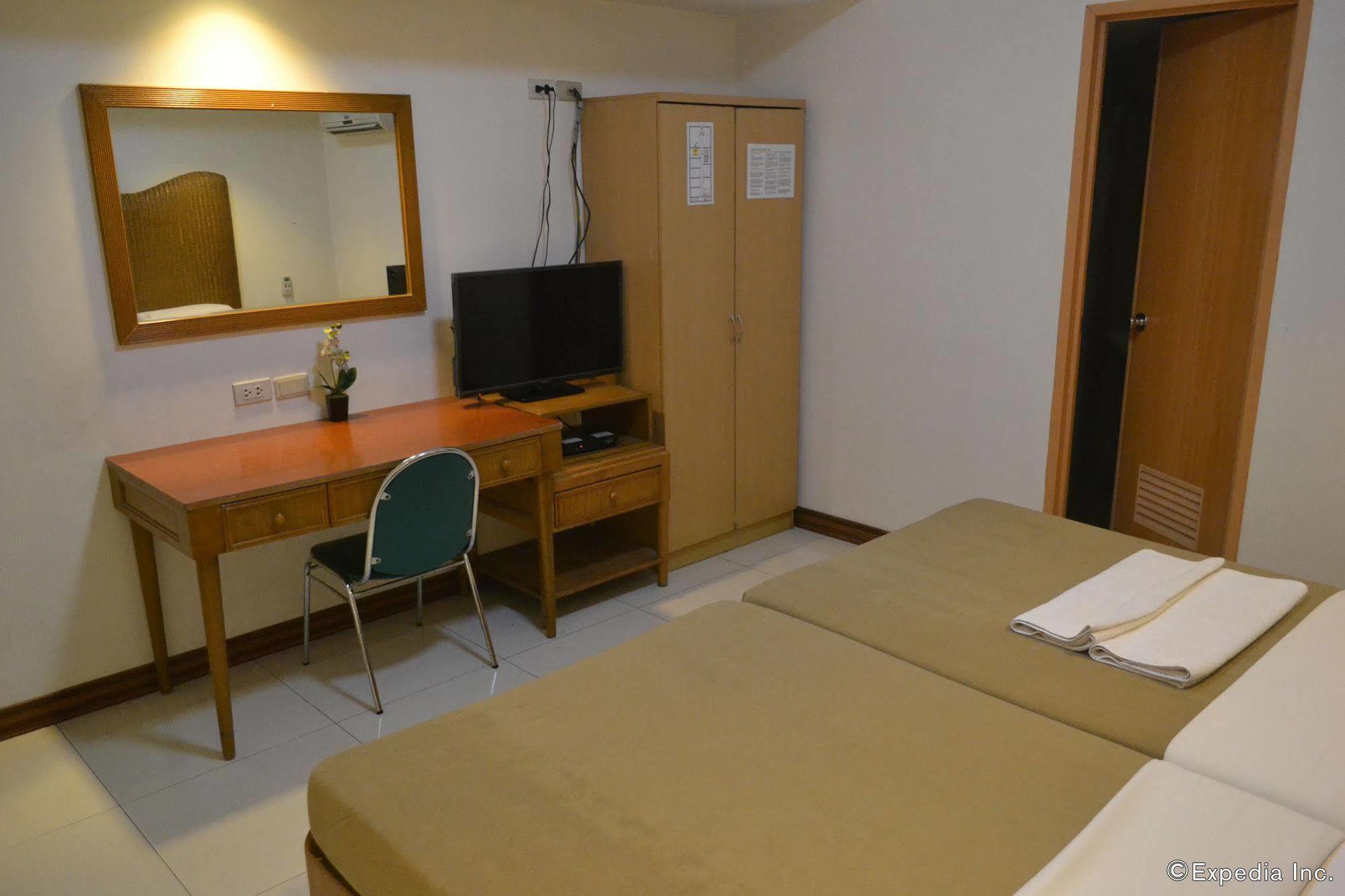 Cebuview Tourist Inn Екстер'єр фото